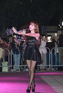 郑秀妍美腿丝袜,性感魅力一触即发