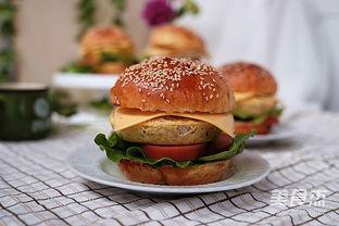 娱乐吃瓜酱汉堡视频,揭秘网红美食背后的故事